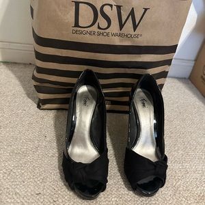 Heeled dressy open toe shoes